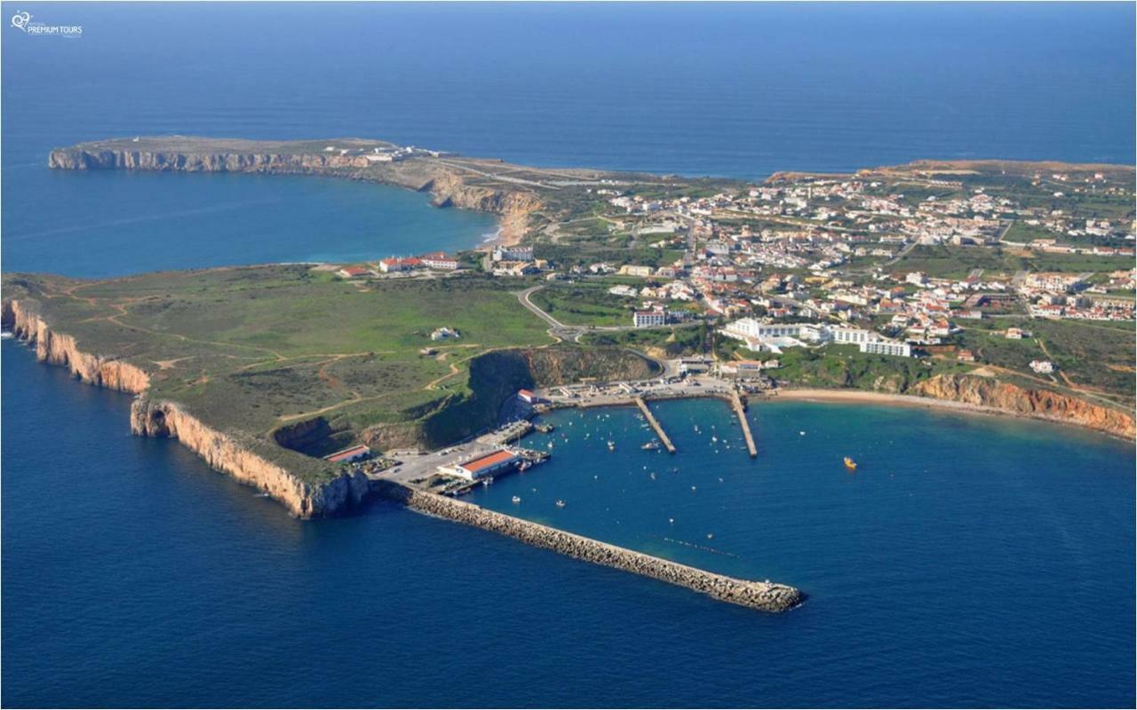 Sagres Sunny Room With Private Bathroom 300M From The Beach Exterior foto