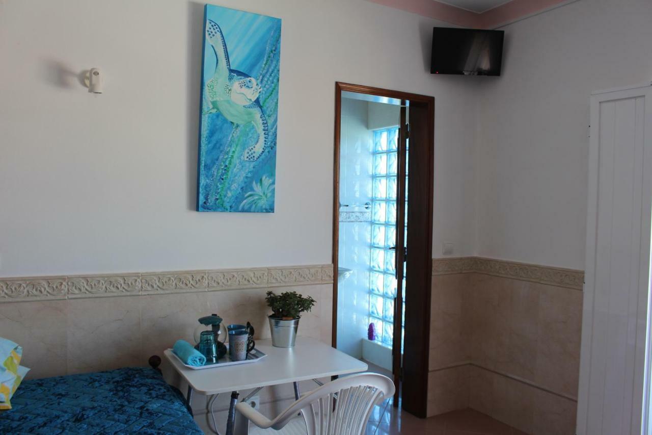 Sagres Sunny Room With Private Bathroom 300M From The Beach Exterior foto